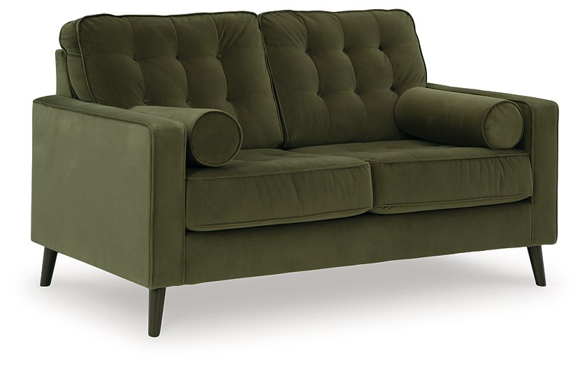 Reveon Lakes Loveseat - Woo Town Furniture (Worcester,MA)