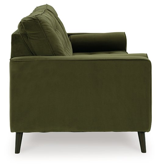 Reveon Lakes Sofa - Woo Town Furniture (Worcester,MA)