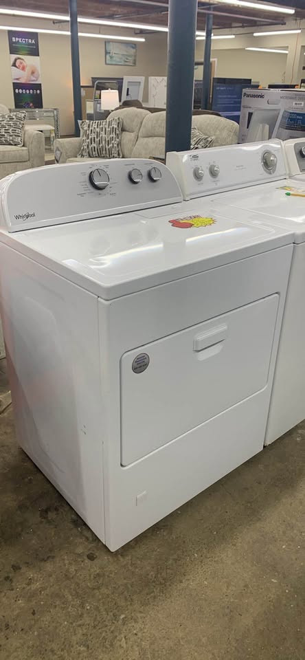Used Gas Dryer - Woo Town Furniture (Worcester,MA)