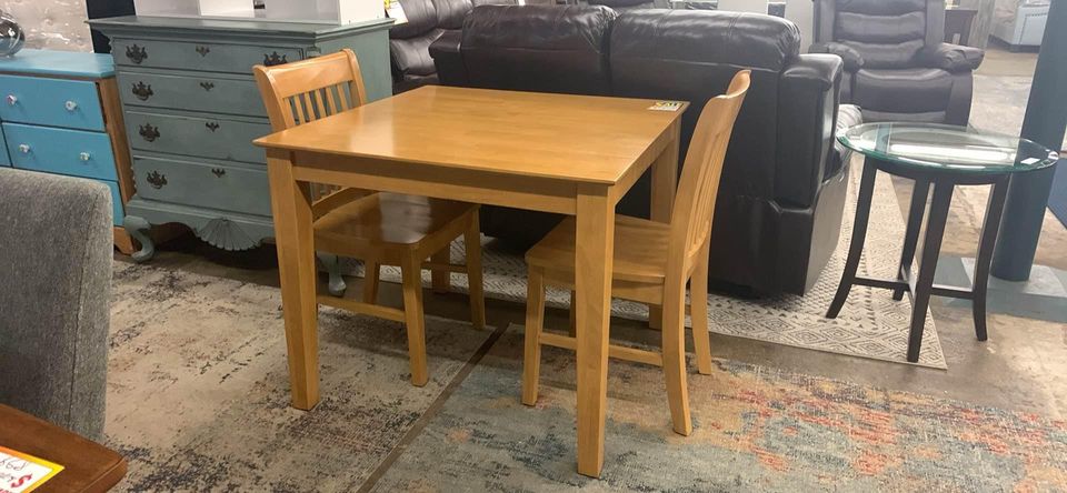 Used Solid Wood Table 2 chairs