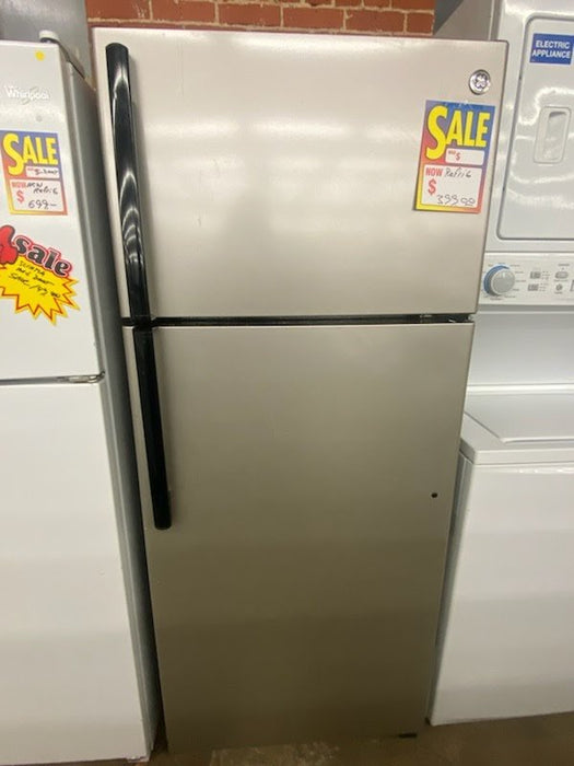 GE Refrigerator