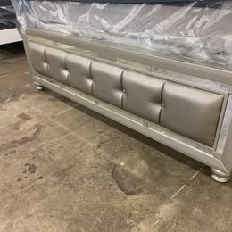 New Ryleigh Full Bedframe - Woo Town Furniture (Worcester,MA)