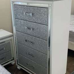 New Queen Bedroom set 4 pcs - Woo Town Furniture (Worcester,MA)