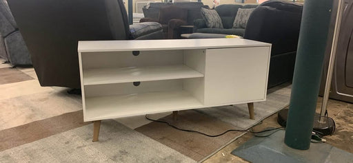 Used TV Stand White - Woo Town Furniture (Worcester,MA)
