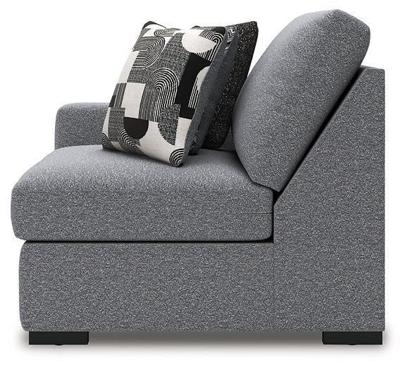 Bealton Sectional with Chaise - Woo Town Furniture (Worcester,MA)