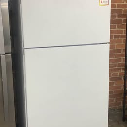 Used Avanti Refrigerator - Woo Town Furniture (Worcester,MA)