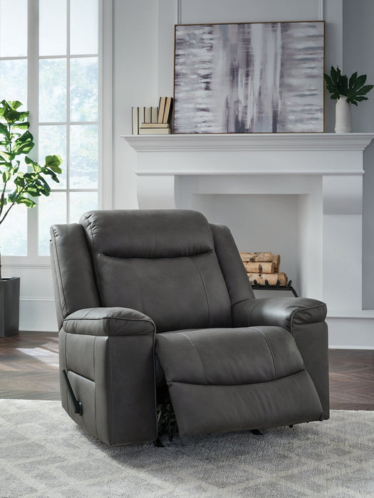 Status Check Recliner - Woo Town Furniture (Worcester,MA)