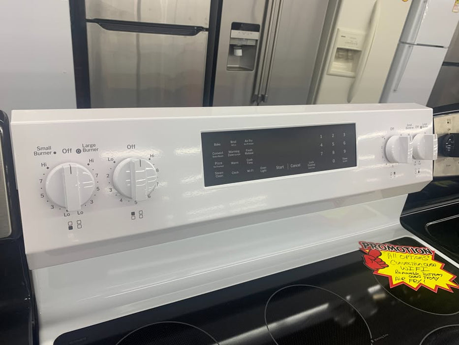 GE electric range with Convection & Air fry