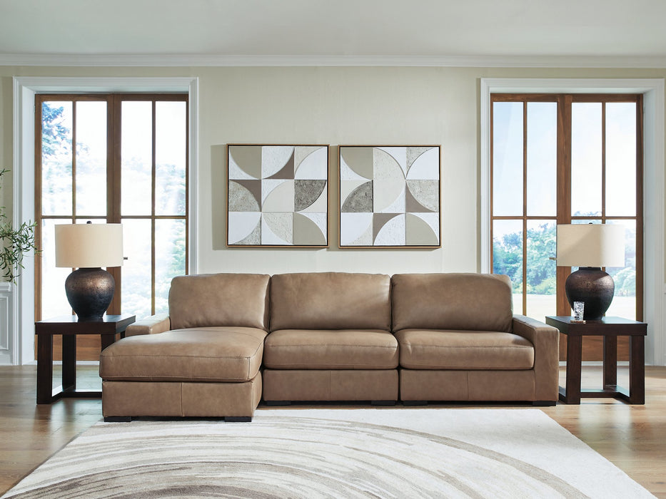 Veronella Sectional with Chaise - Woo Town Furniture (Worcester,MA)