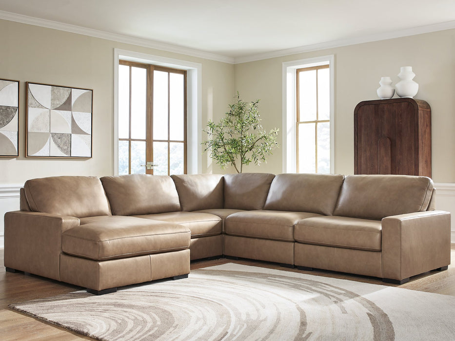 Veronella Sectional with Chaise - Woo Town Furniture (Worcester,MA)