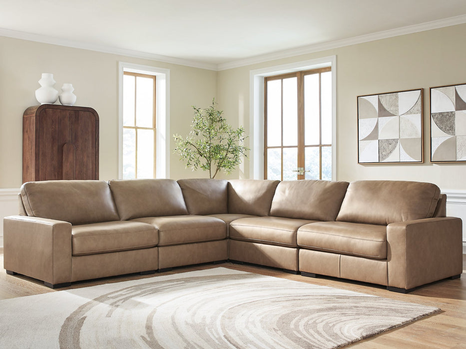 Veronella Sectional - Woo Town Furniture (Worcester,MA)