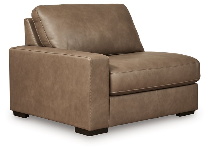 Veronella Sectional with Chaise - Woo Town Furniture (Worcester,MA)