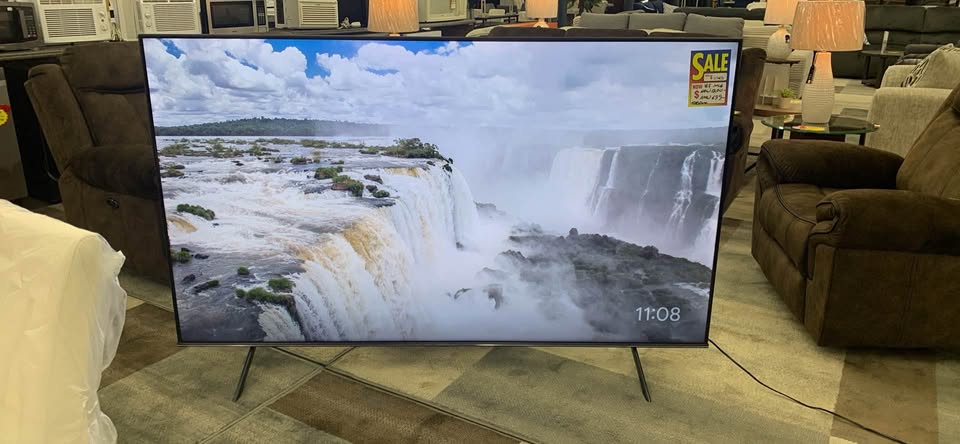 85" Hisense Smart TV