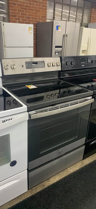 GE electric range - glass top