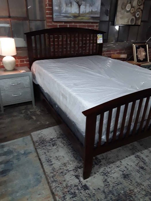 Like New Wooden Queen Bed Frame