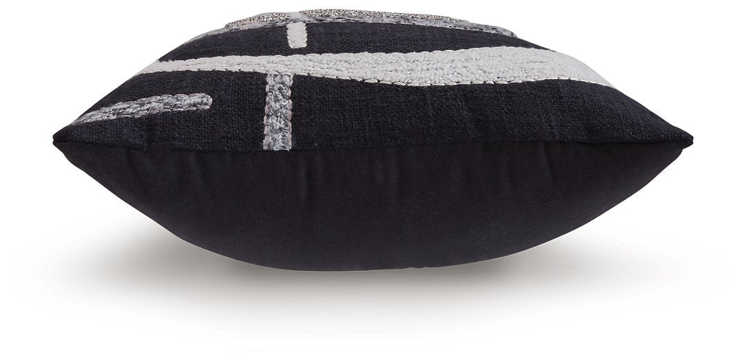 Gavrileigh Pillow (Set of 4) - Woo Town Furniture (Worcester,MA)