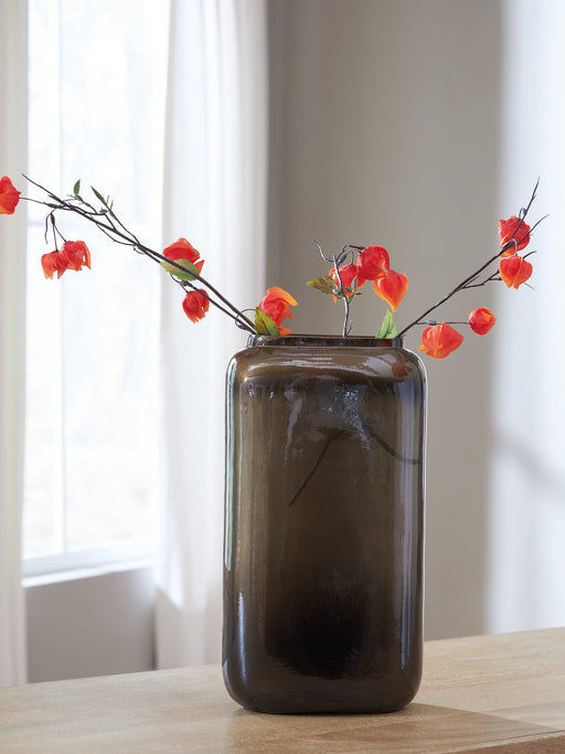 Sumner Vase - Woo Town Furniture (Worcester,MA)