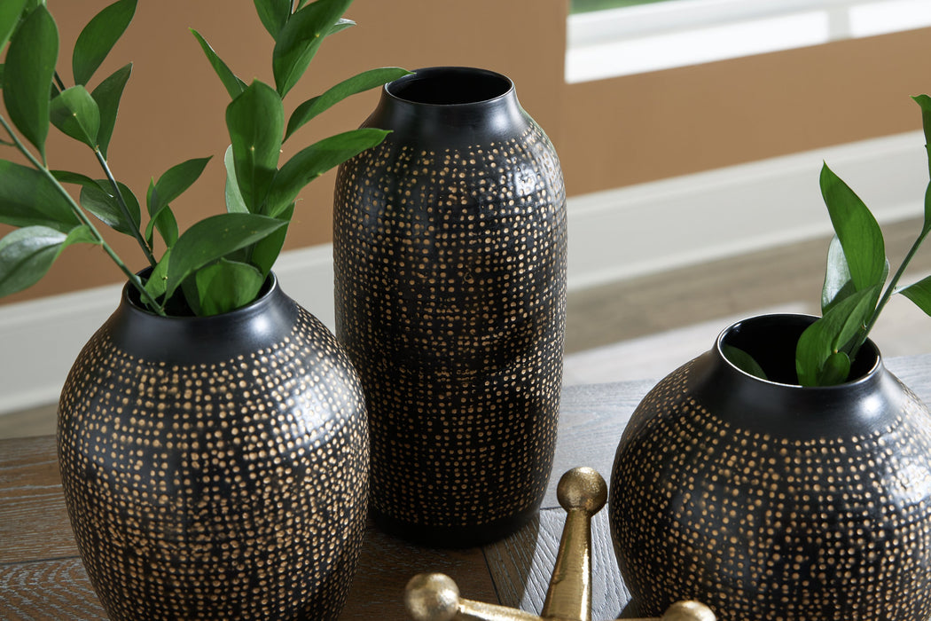 Vinburn Accessory Set (Set of 5) - Woo Town Furniture (Worcester,MA)