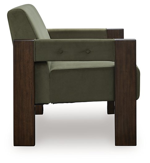 Adlanlock Accent Chair - Woo Town Furniture (Worcester,MA)