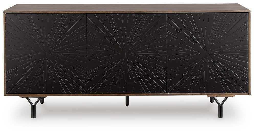 Lavinmont Accent Cabinet - Woo Town Furniture (Worcester,MA)