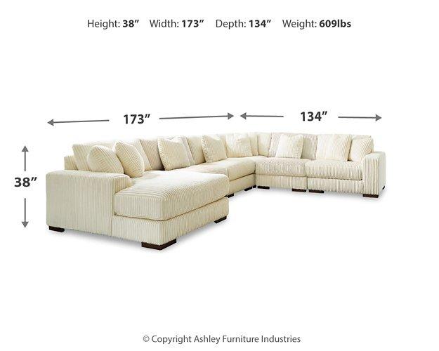 Lindyn Sectional with Chaise - Woo Town Furniture (Worcester,MA)