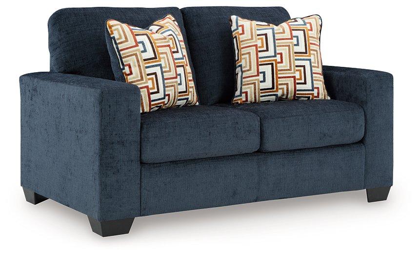 Aviemore Loveseat - Woo Town Furniture (Worcester,MA)