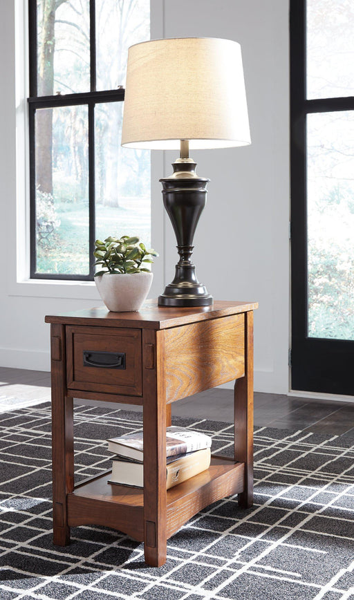 Breegin Chairside End Table - Woo Town Furniture (Worcester,MA)