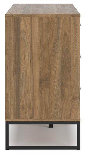 Deanlow Bedroom Package - Woo Town Furniture (Worcester,MA)