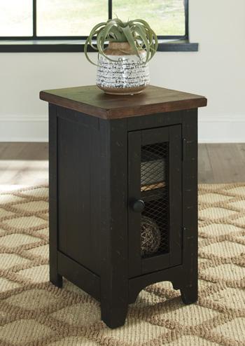 Valebeck End Table Set - Woo Town Furniture (Worcester,MA)
