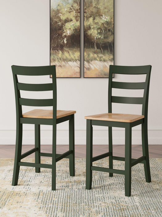 Gesthaven Dining Set - Woo Town Furniture (Worcester,MA)