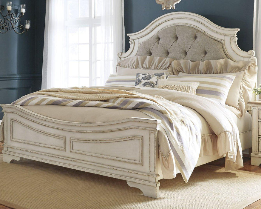 Realyn Upholstered Bed - Woo Town Furniture (Worcester,MA)