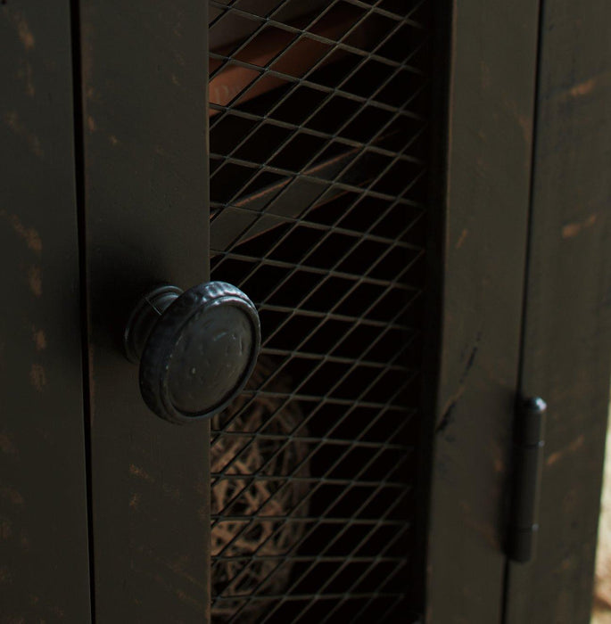 Valebeck Occasional Table Set - Woo Town Furniture (Worcester,MA)