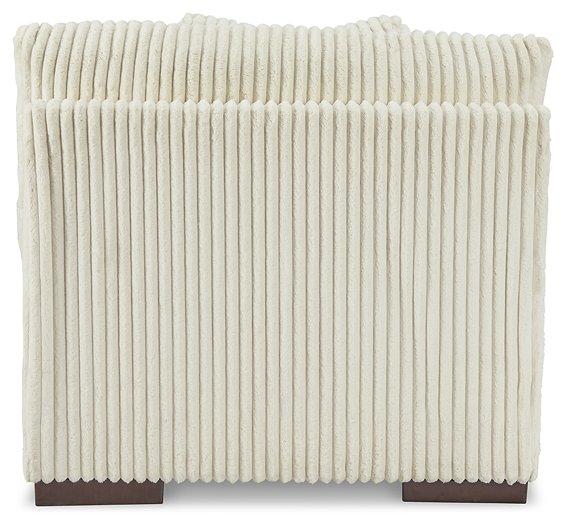 Lindyn Sectional with Double Chaise - Woo Town Furniture (Worcester,MA)