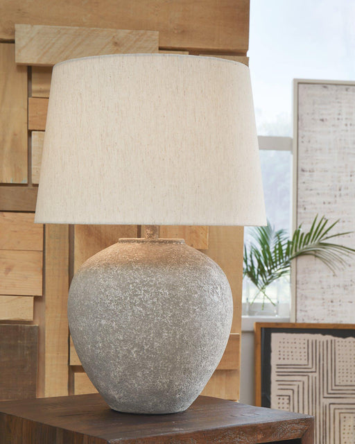 Dreward Table Lamp - Woo Town Furniture (Worcester,MA)