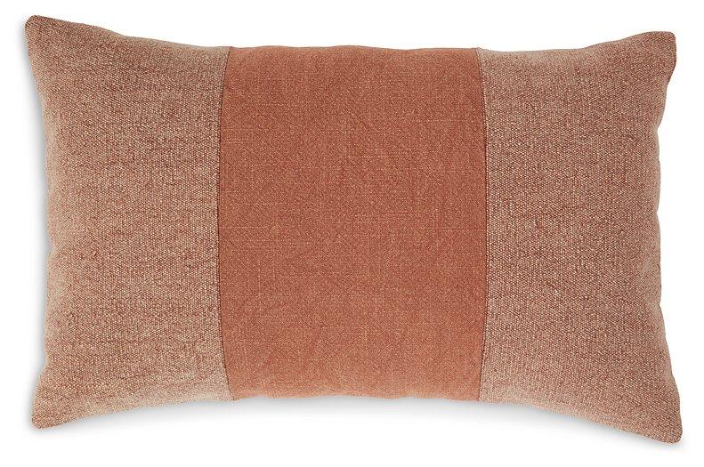 Dovinton Pillow (Set of 4) - Woo Town Furniture (Worcester,MA)
