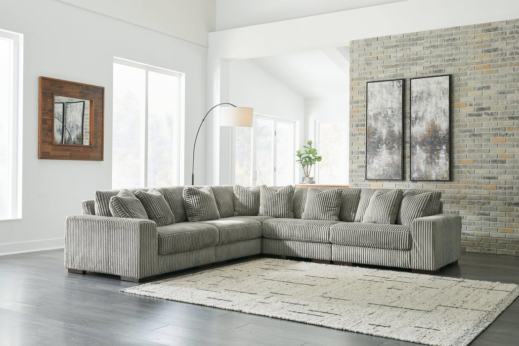 Lindyn Sectional - Woo Town Furniture (Worcester,MA)