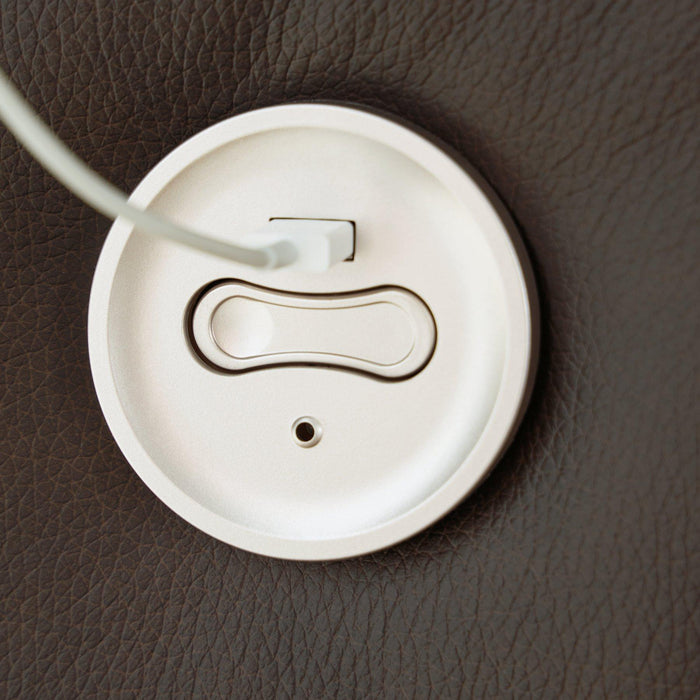 Leesworth Living Room Set - Woo Town Furniture (Worcester,MA)