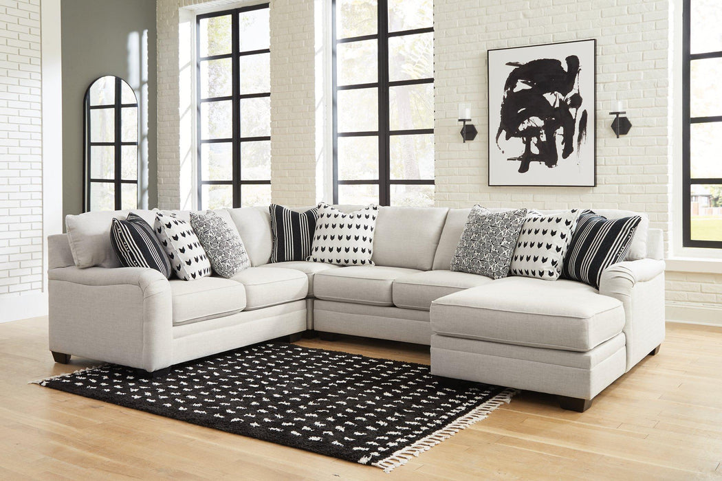 Huntsworth Sectional with Chaise - Woo Town Furniture (Worcester,MA)