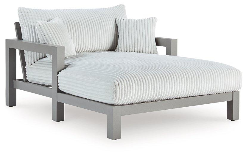 Hurley Park Outdoor Chaise Lounge with Cushion - Woo Town Furniture (Worcester,MA)