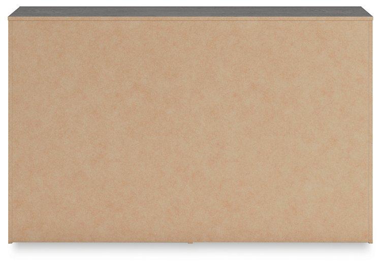 Hollivern Dresser and Mirror - Woo Town Furniture (Worcester,MA)