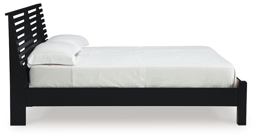 Danziar Slat Bed - Woo Town Furniture (Worcester,MA)