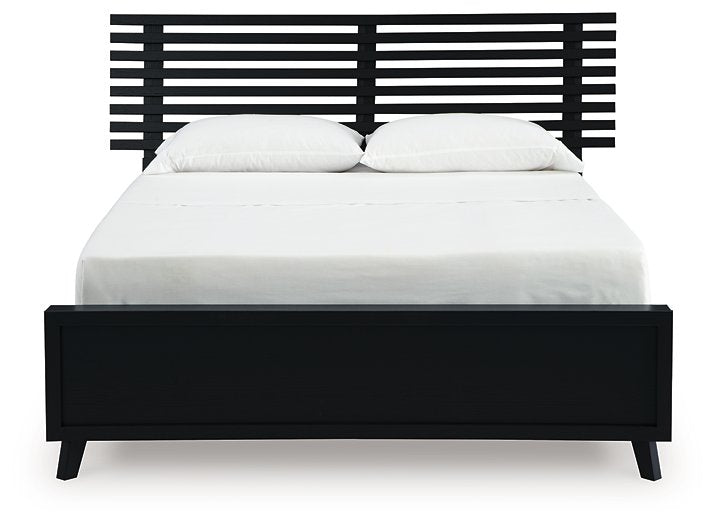 Danziar Slat Bed - Woo Town Furniture (Worcester,MA)