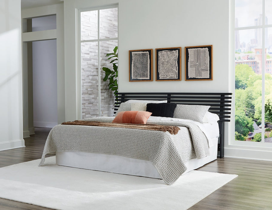 Danziar Slat Bed - Woo Town Furniture (Worcester,MA)