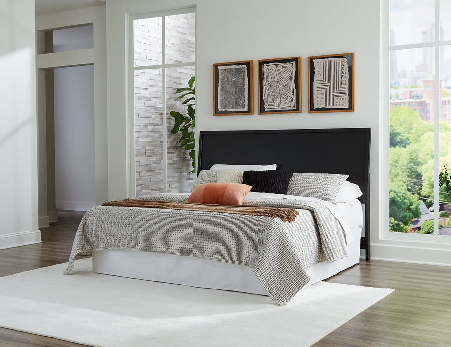 Danziar Bed - Woo Town Furniture (Worcester,MA)