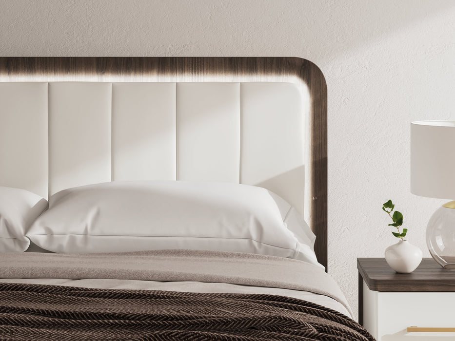 Kendanport Upholstered Bed - Woo Town Furniture (Worcester,MA)