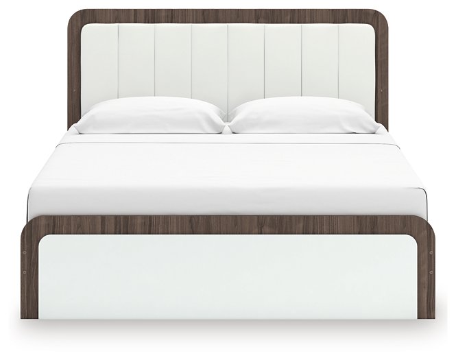 Kendanport Upholstered Bed - Woo Town Furniture (Worcester,MA)