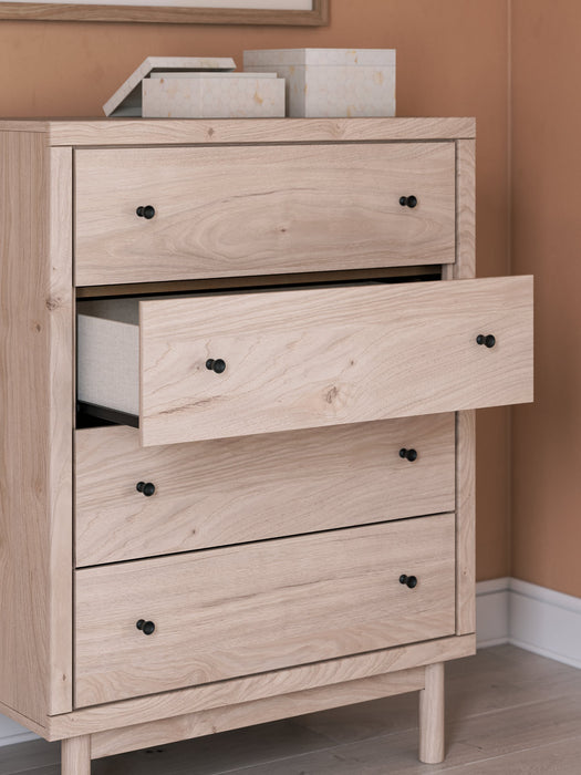 Arloster Chest of Drawers - Woo Town Furniture (Worcester,MA)