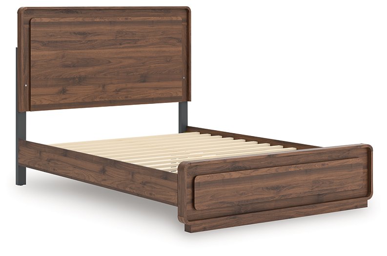 Fortlorn Bed - Woo Town Furniture (Worcester,MA)