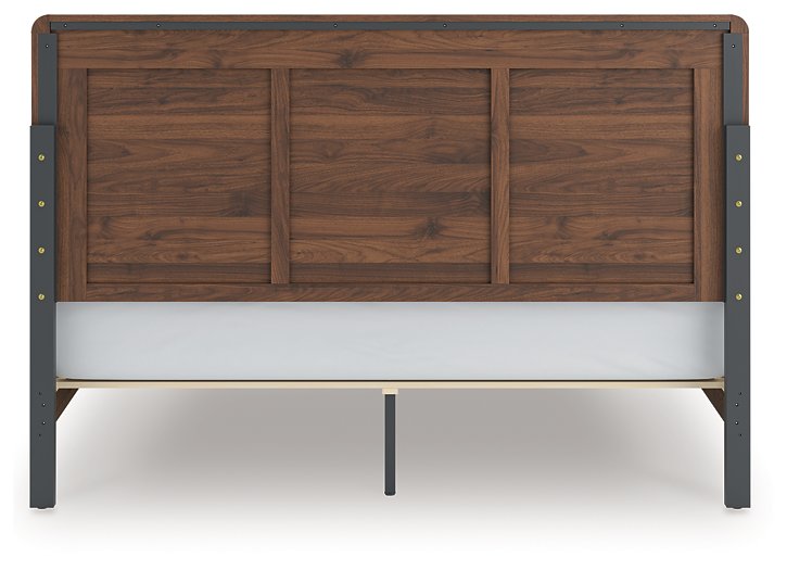 Fortlorn Bed - Woo Town Furniture (Worcester,MA)