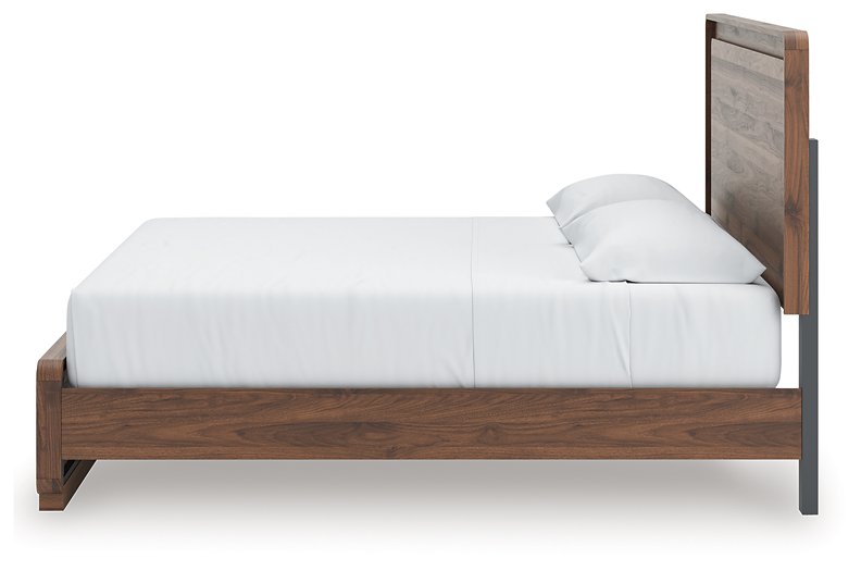 Fortlorn Bed - Woo Town Furniture (Worcester,MA)
